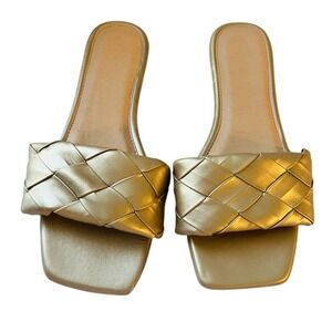 Gold Metallic Cushion Sole Flat Sandals Women's Size 8/39